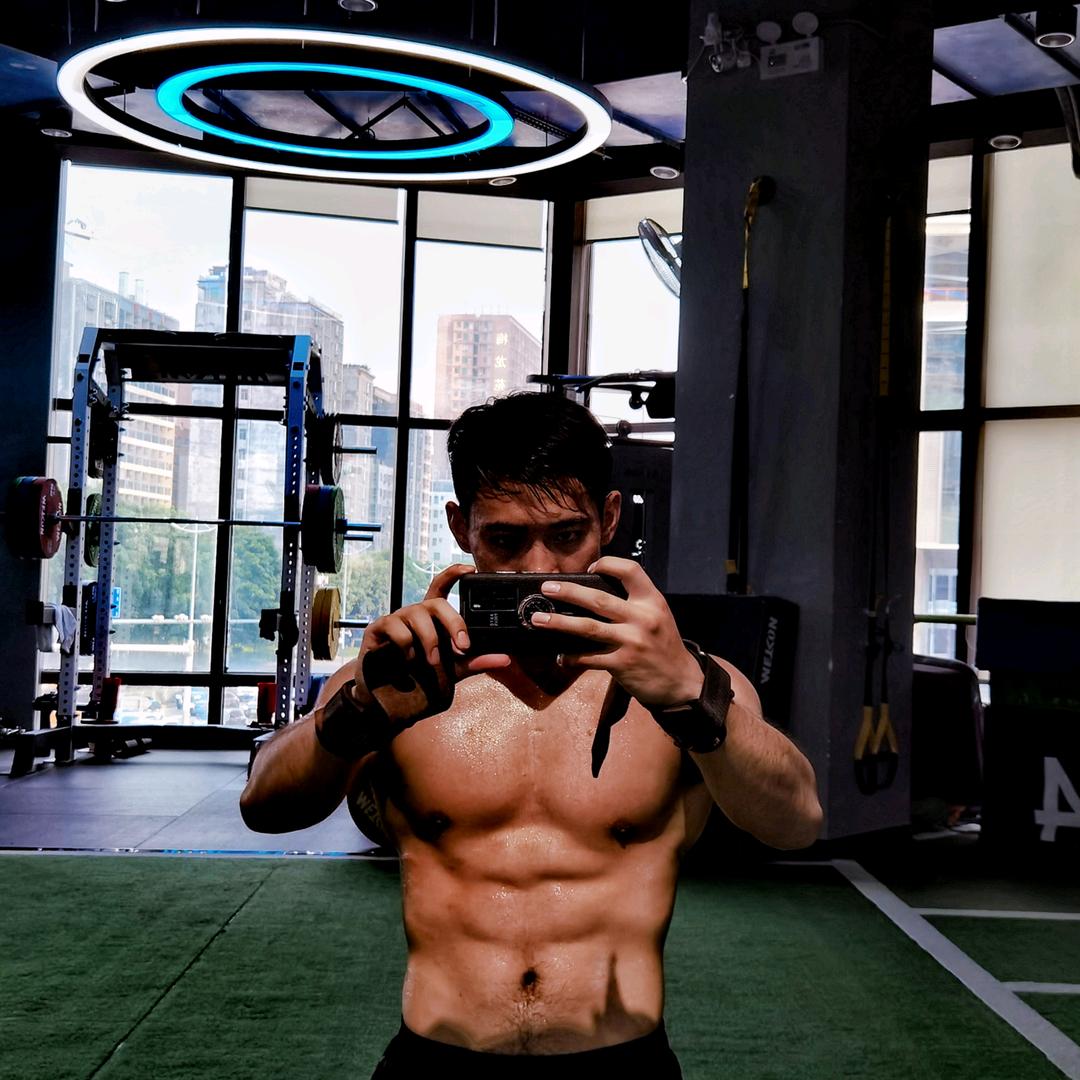体能训练师 Bruce