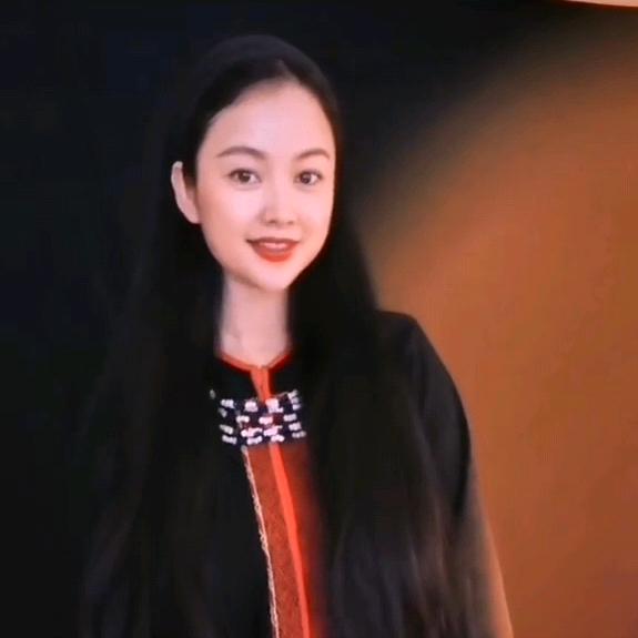海南黎族吉小姐
