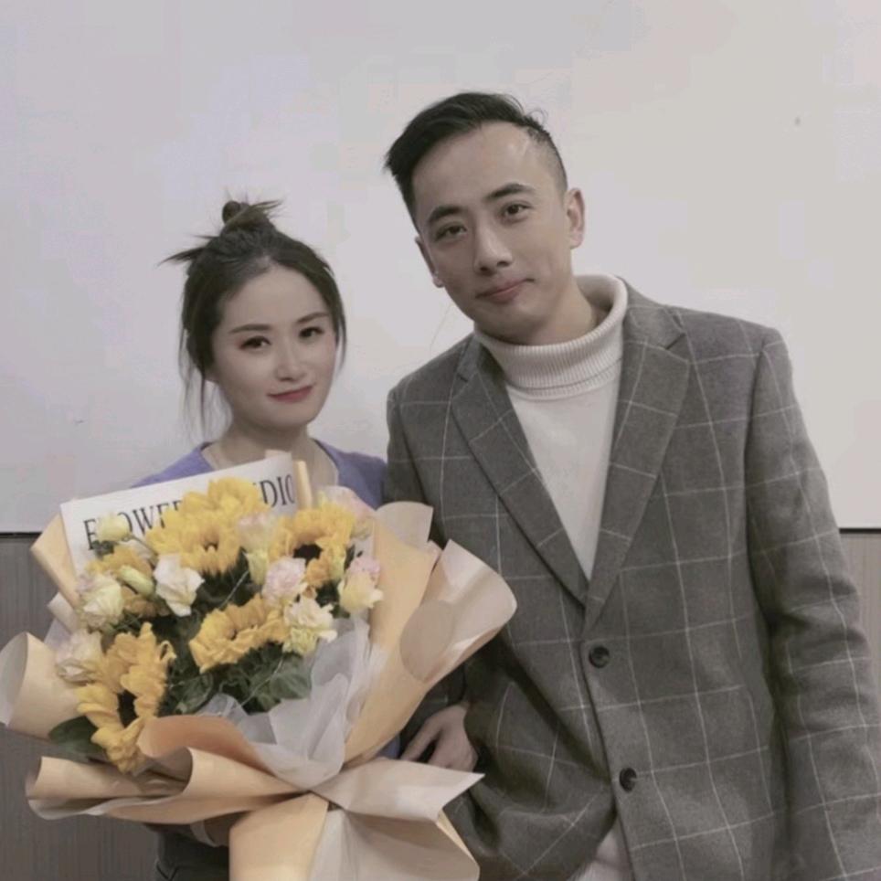 英森台球俱乐部