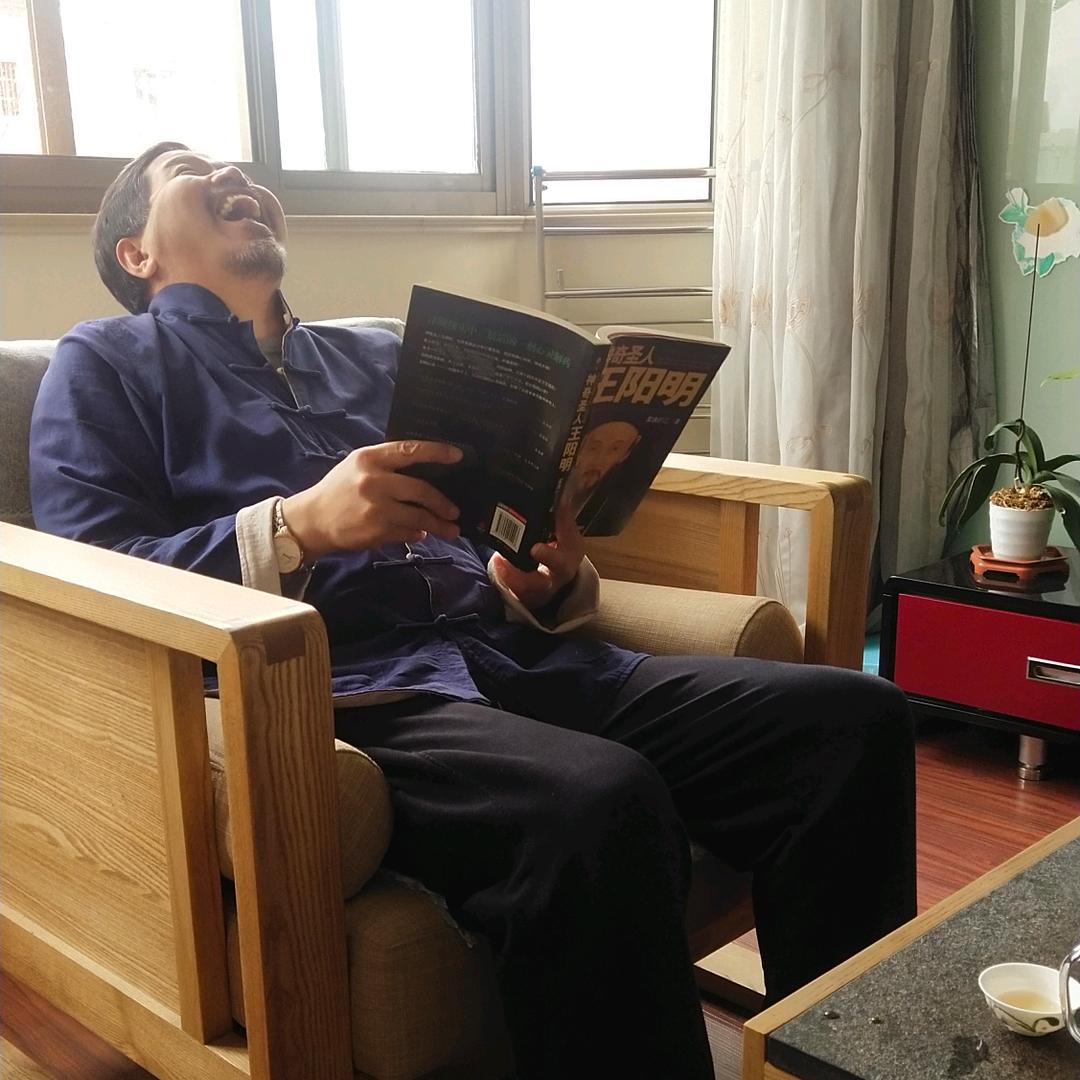 柳岸翁