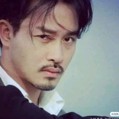 时光叫我别念她。