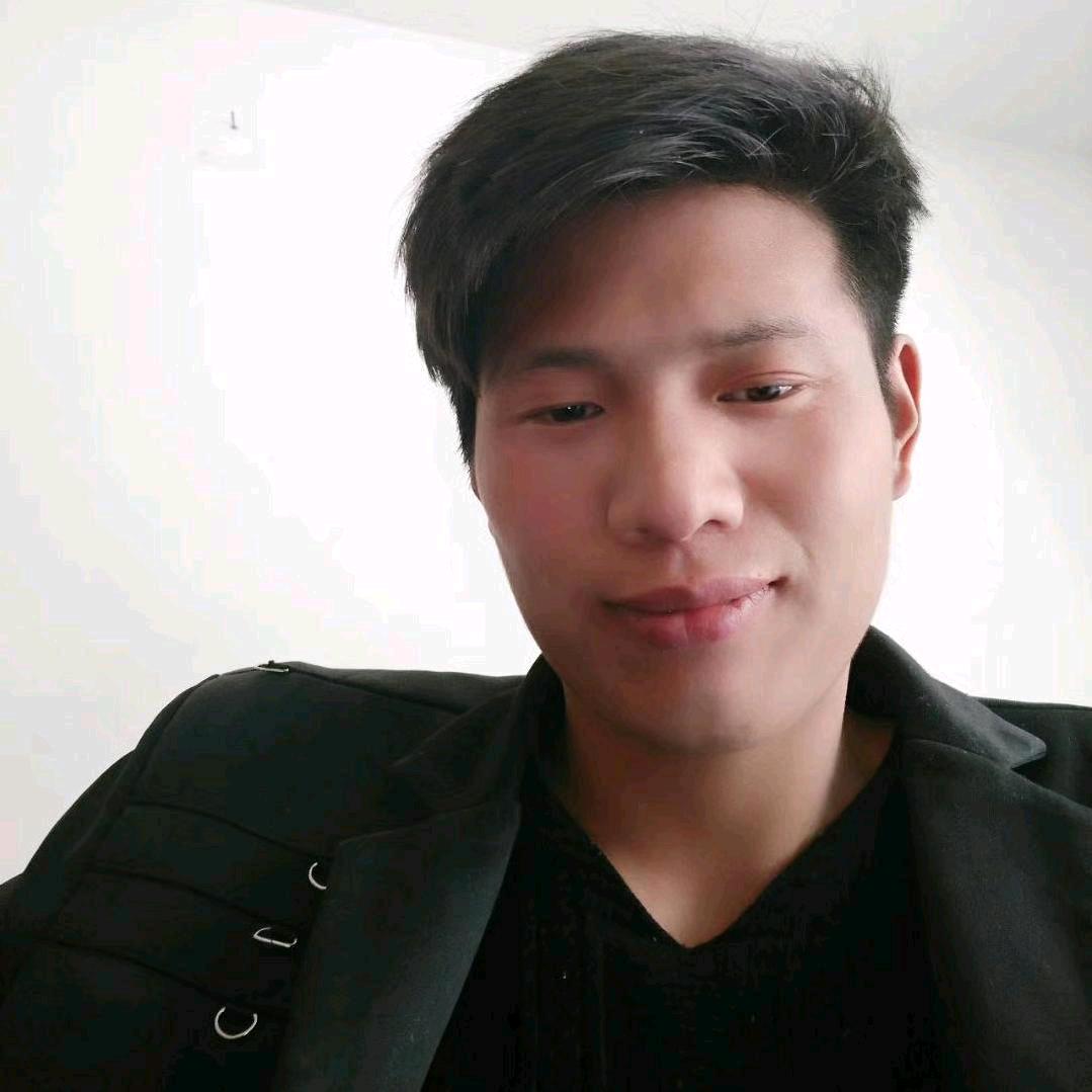祁俊伟