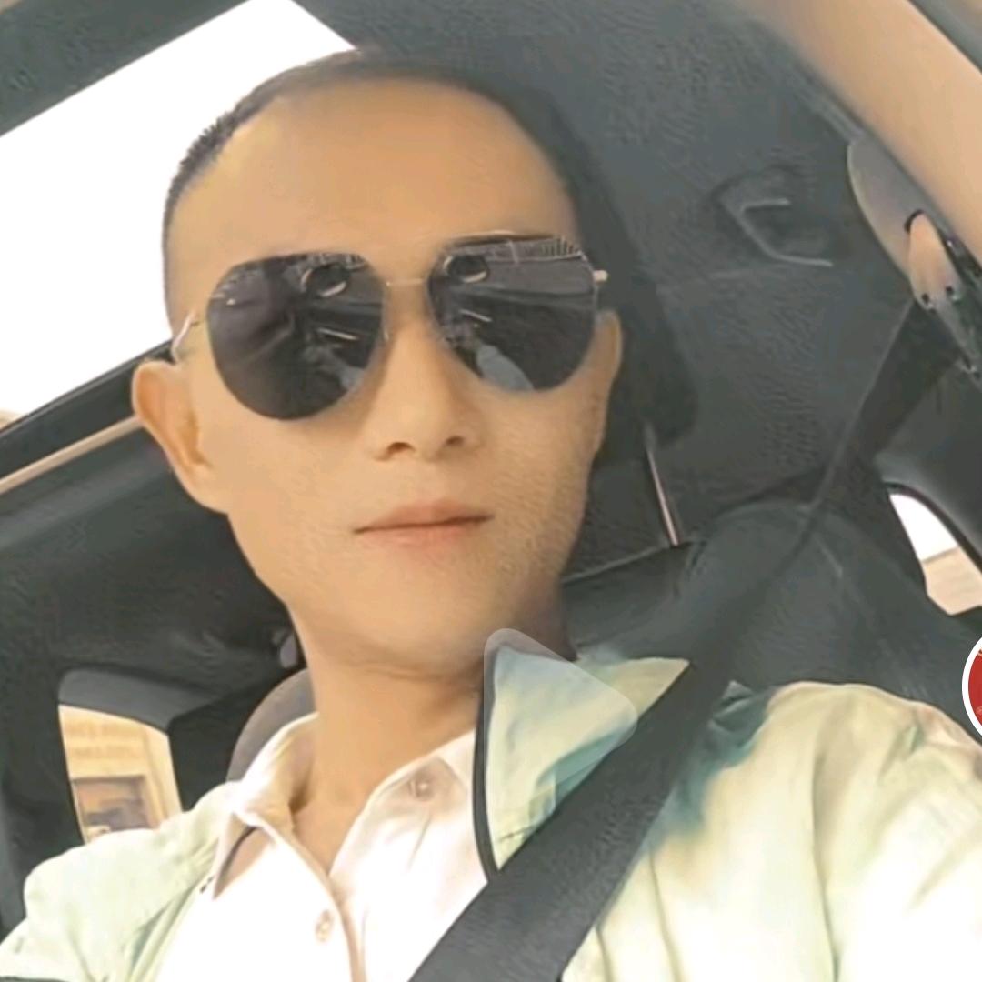 小刘