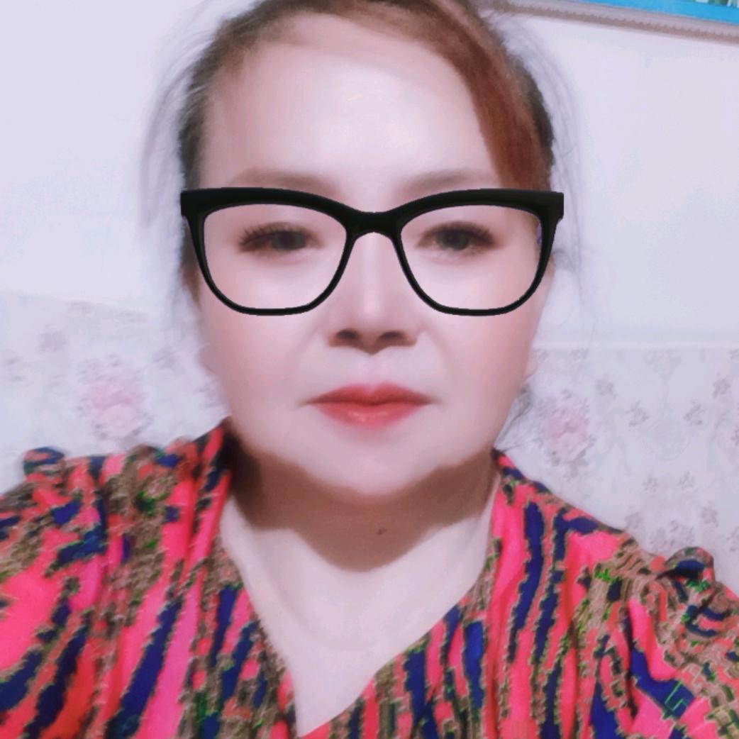 李小英