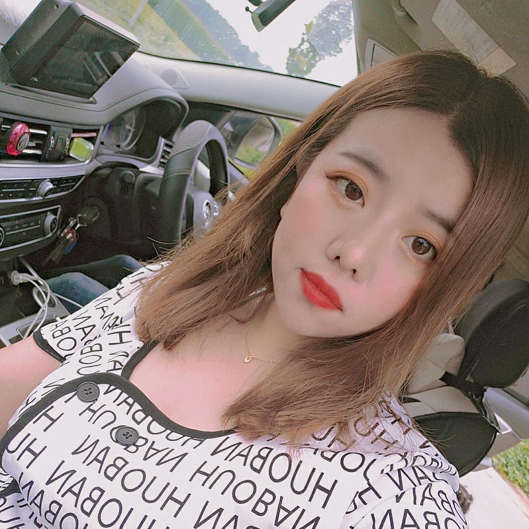 💋  王姑娘 _☞ 贴砖 郑州