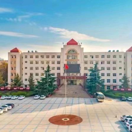 郑州财税金融职业学院中专部李老师