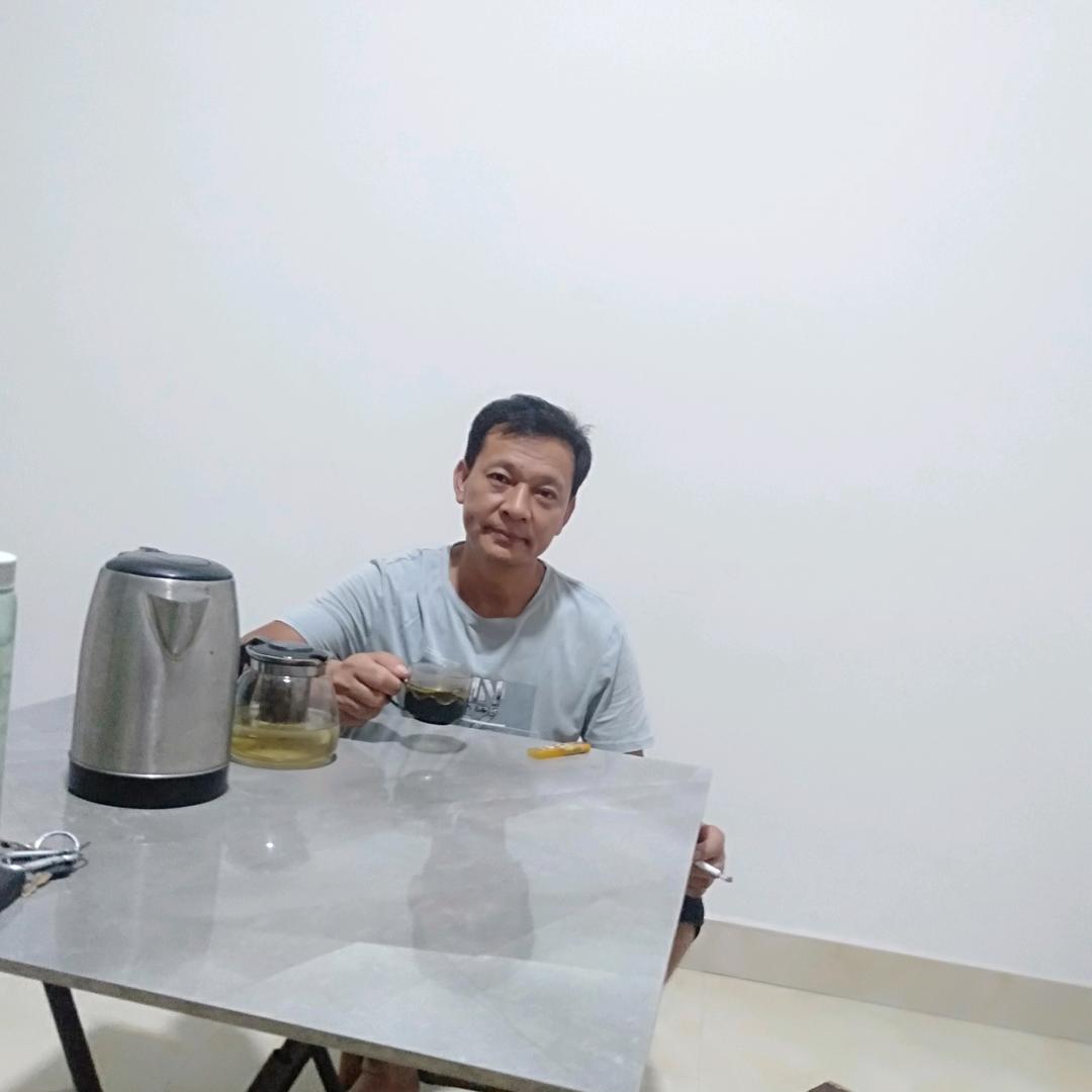 周成雄