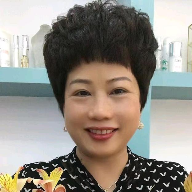 赖玉仙《凯里亚德大酒店》