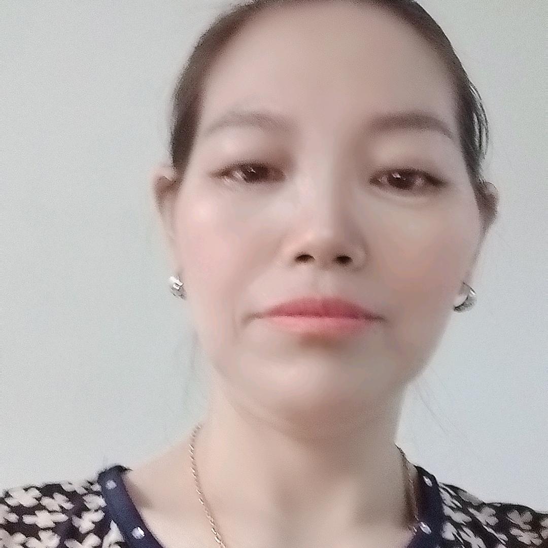 王琼英