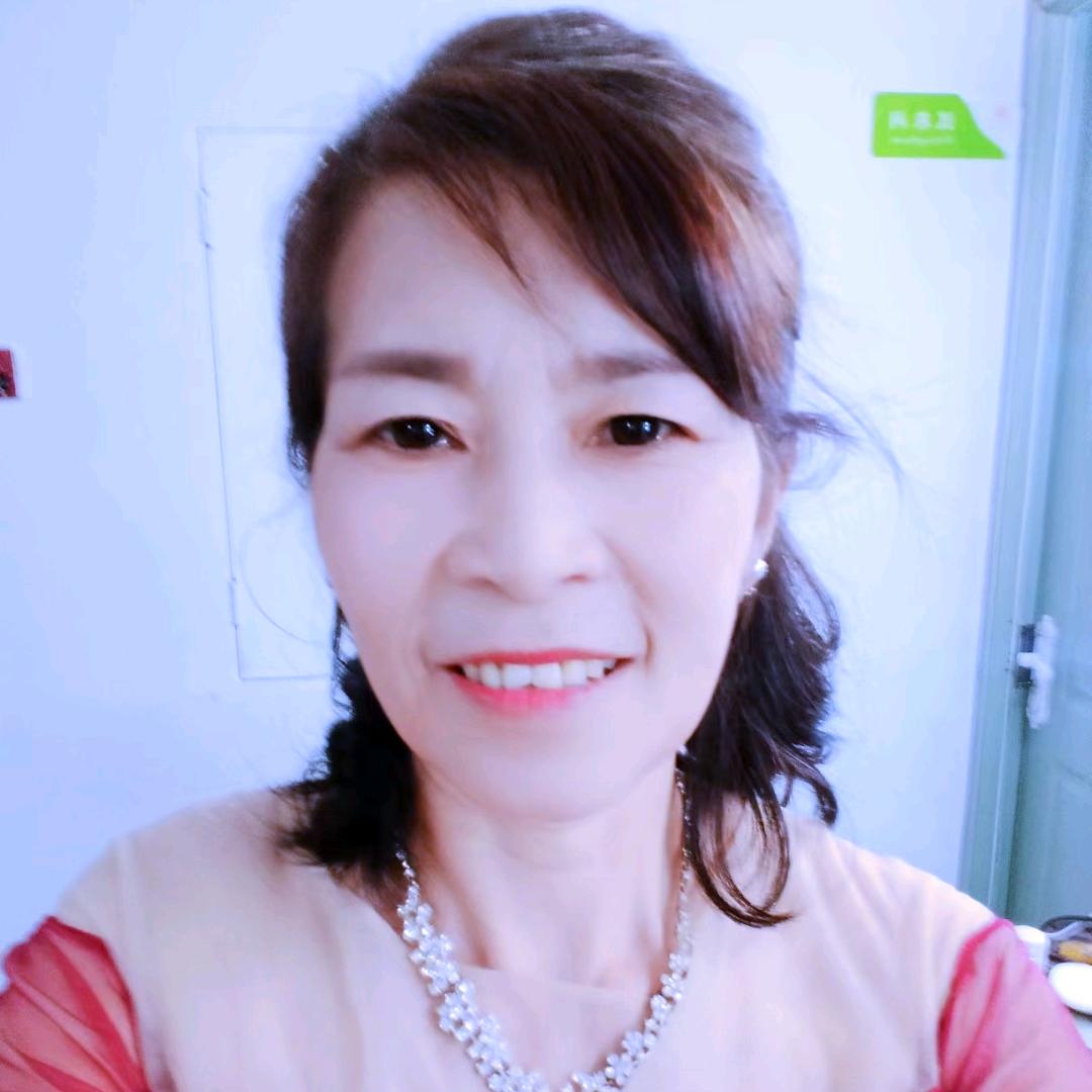 我现在是五个孙孙的奶奶了