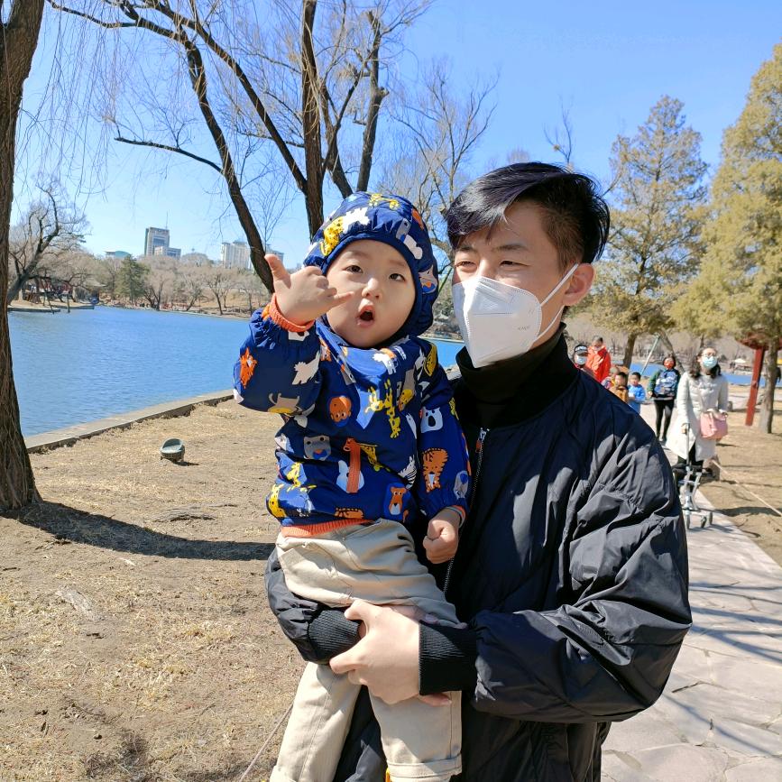 自在如风，心似少年