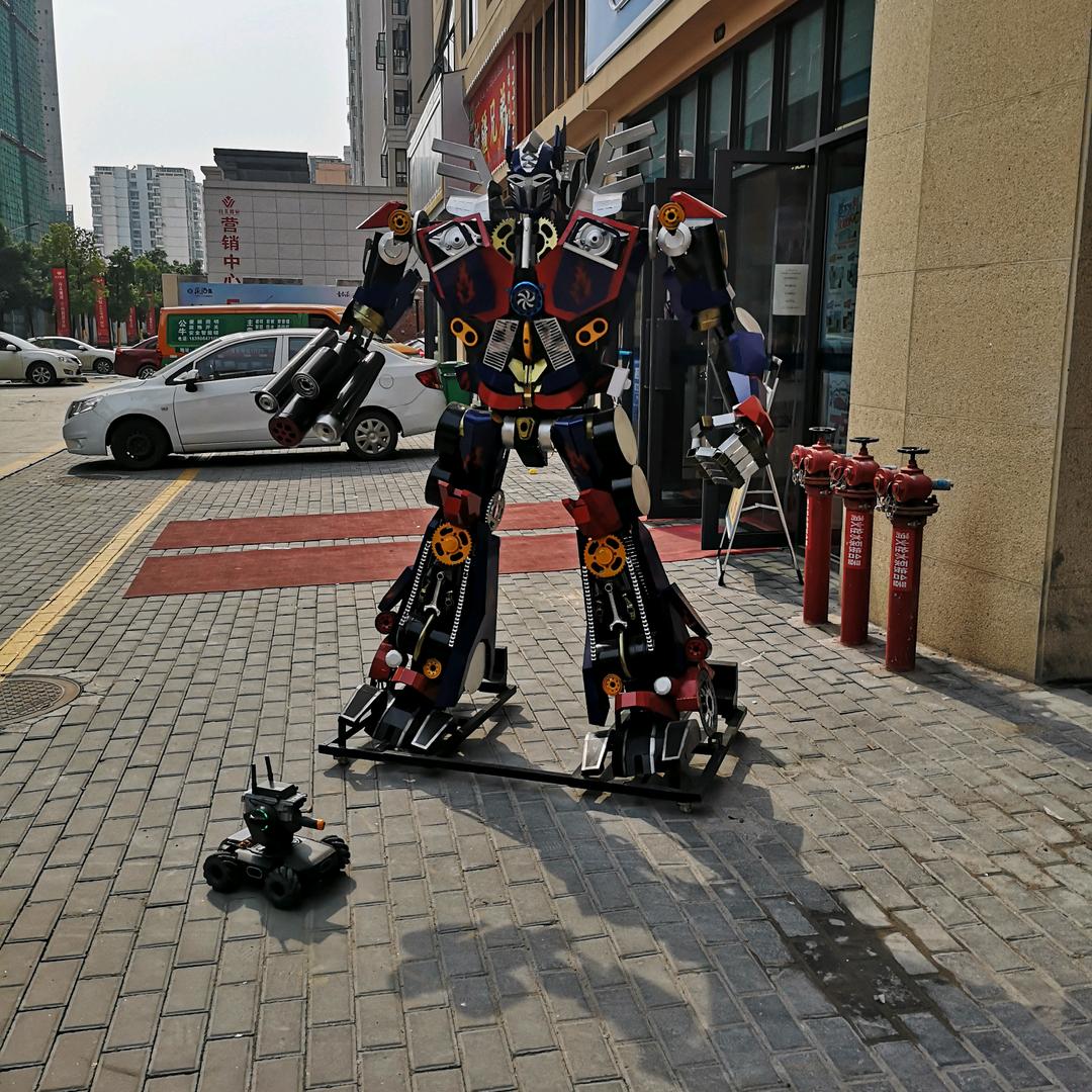 小小鲁创客机器人编程教育