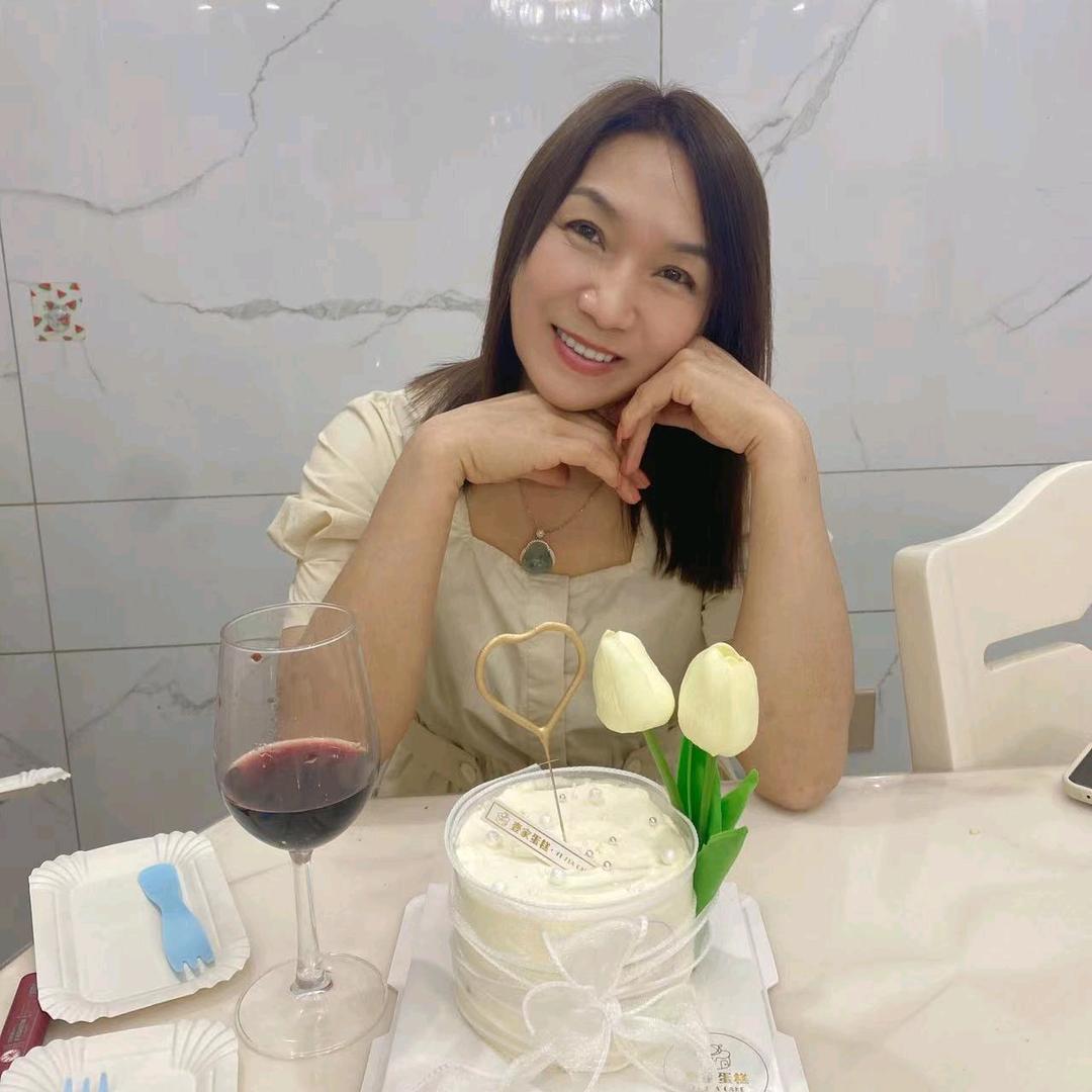 小芳🌻12点10