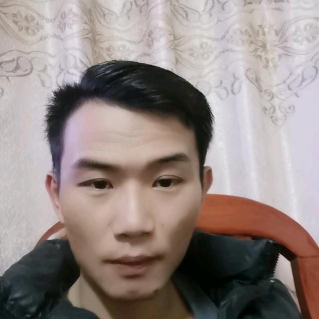 平 凡