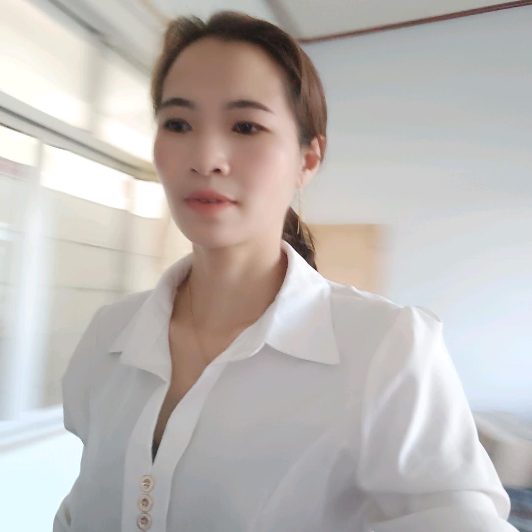 自由飞翔..陈姐