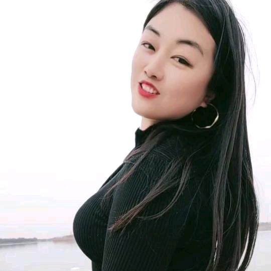 李。。