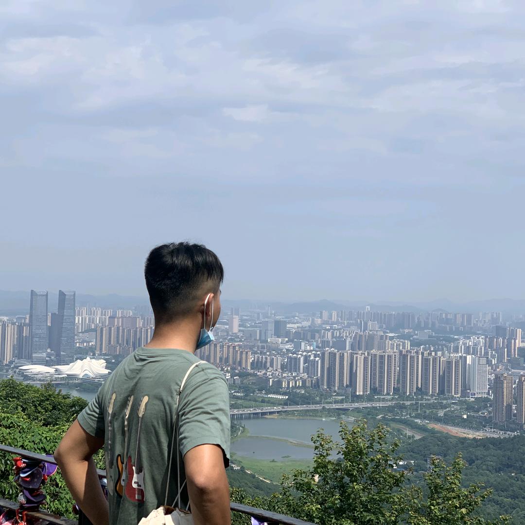 天亮之前。