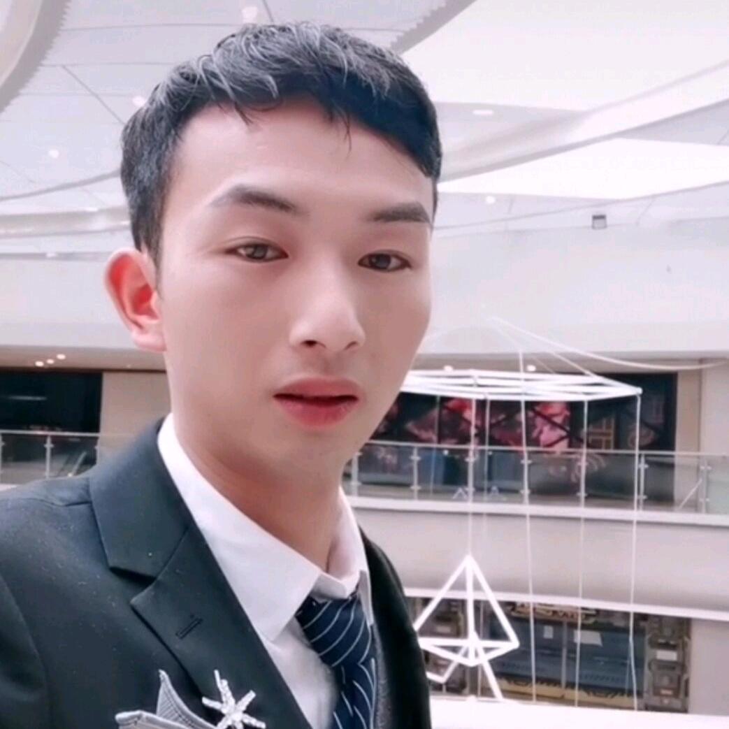 五华区莱酷百货店