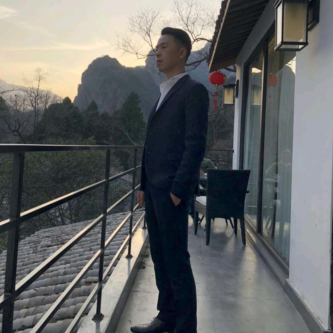 荣v少