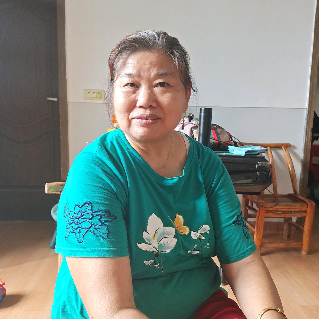 爱跳广场舞的刘姐