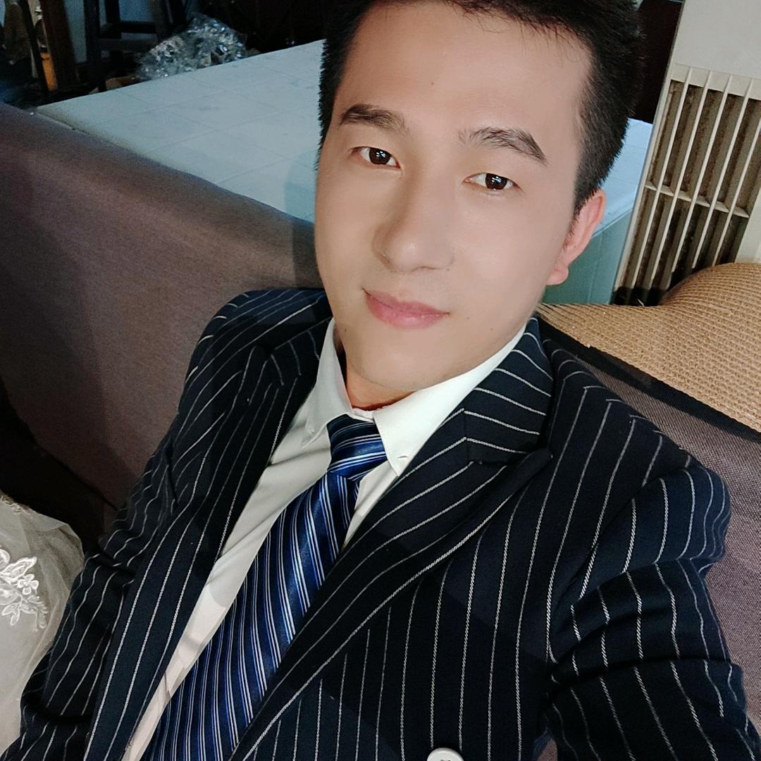 不一样的烟火🎤