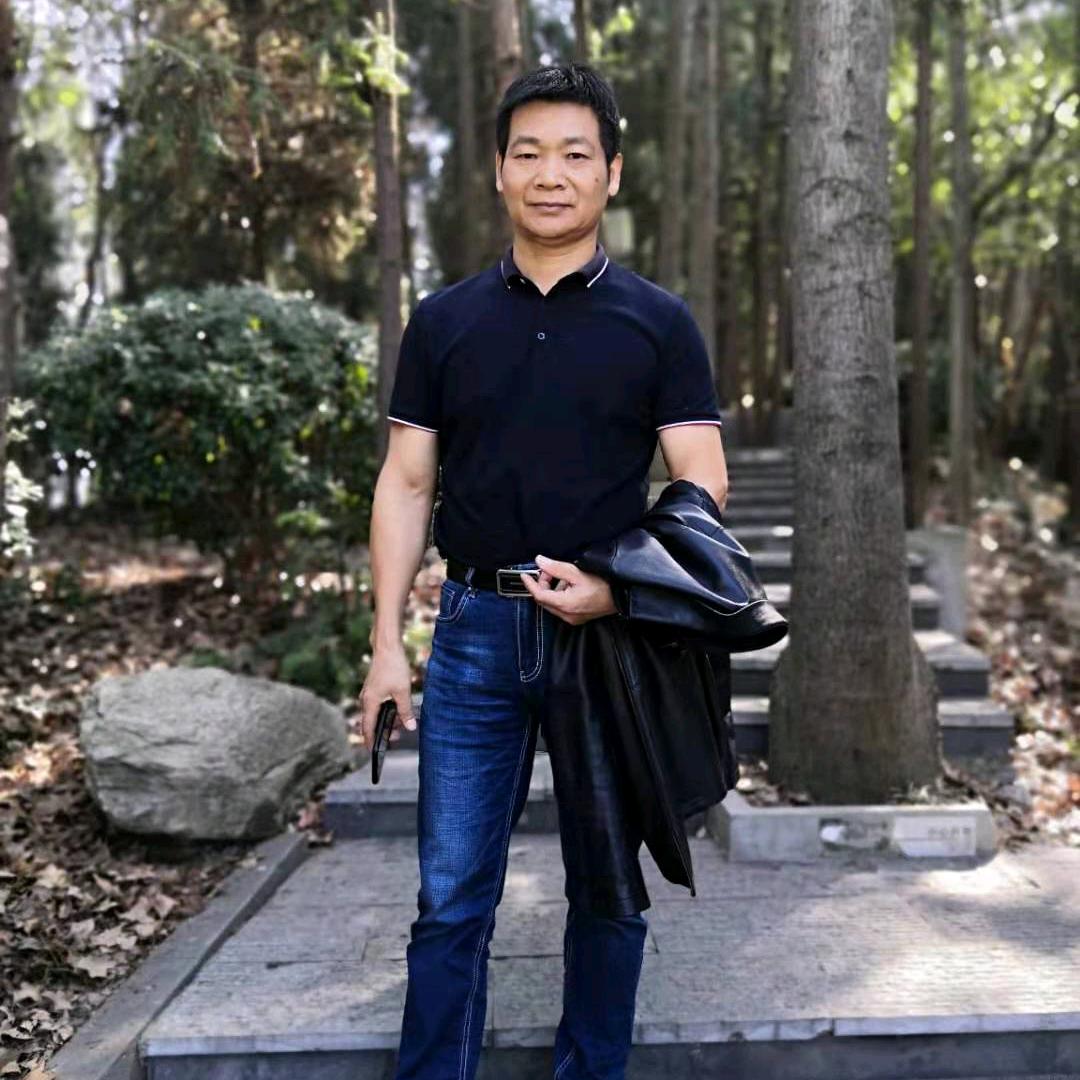 胡满平