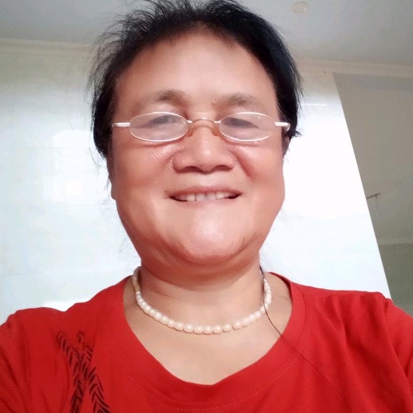 何姐