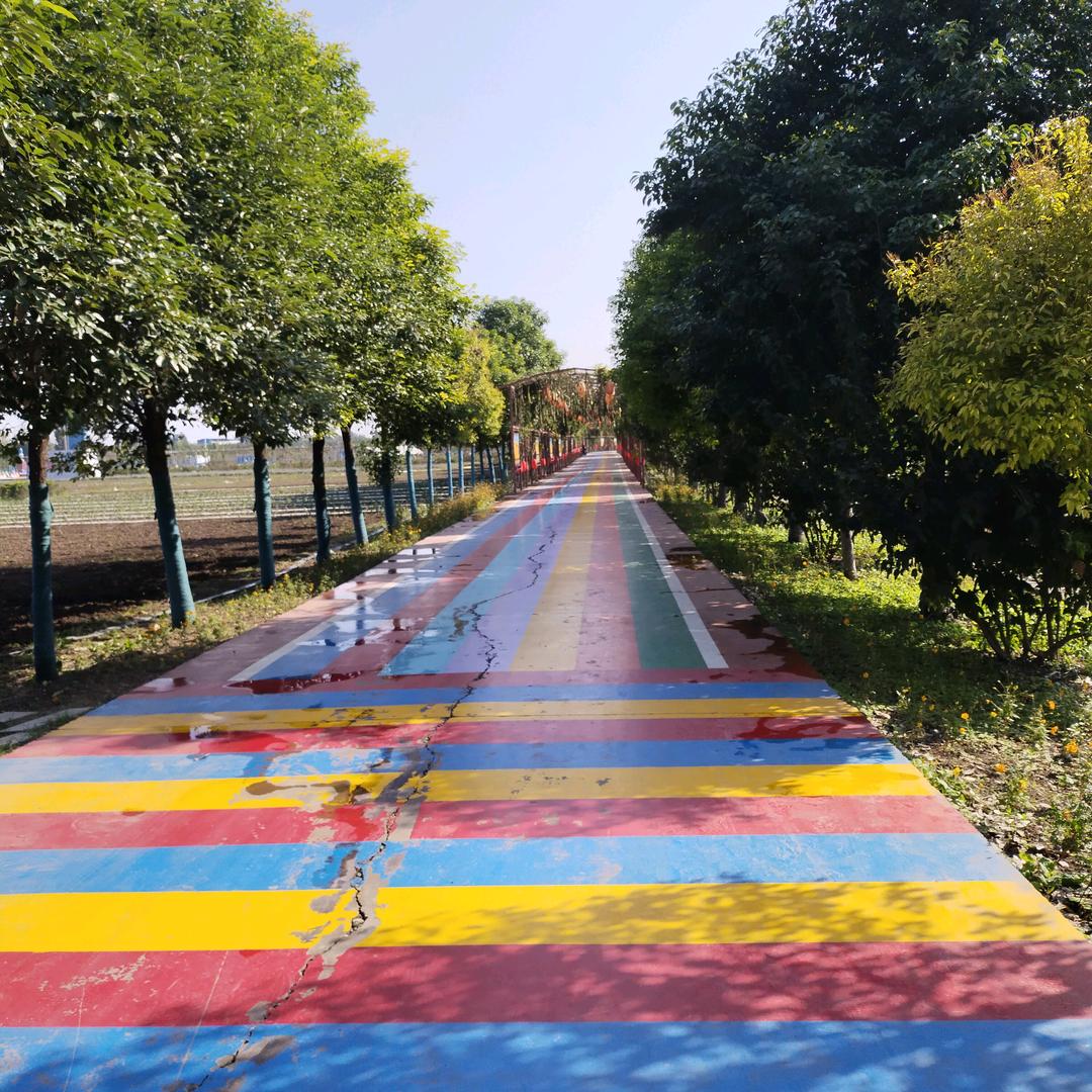 潢川智慧体艺水上乐园