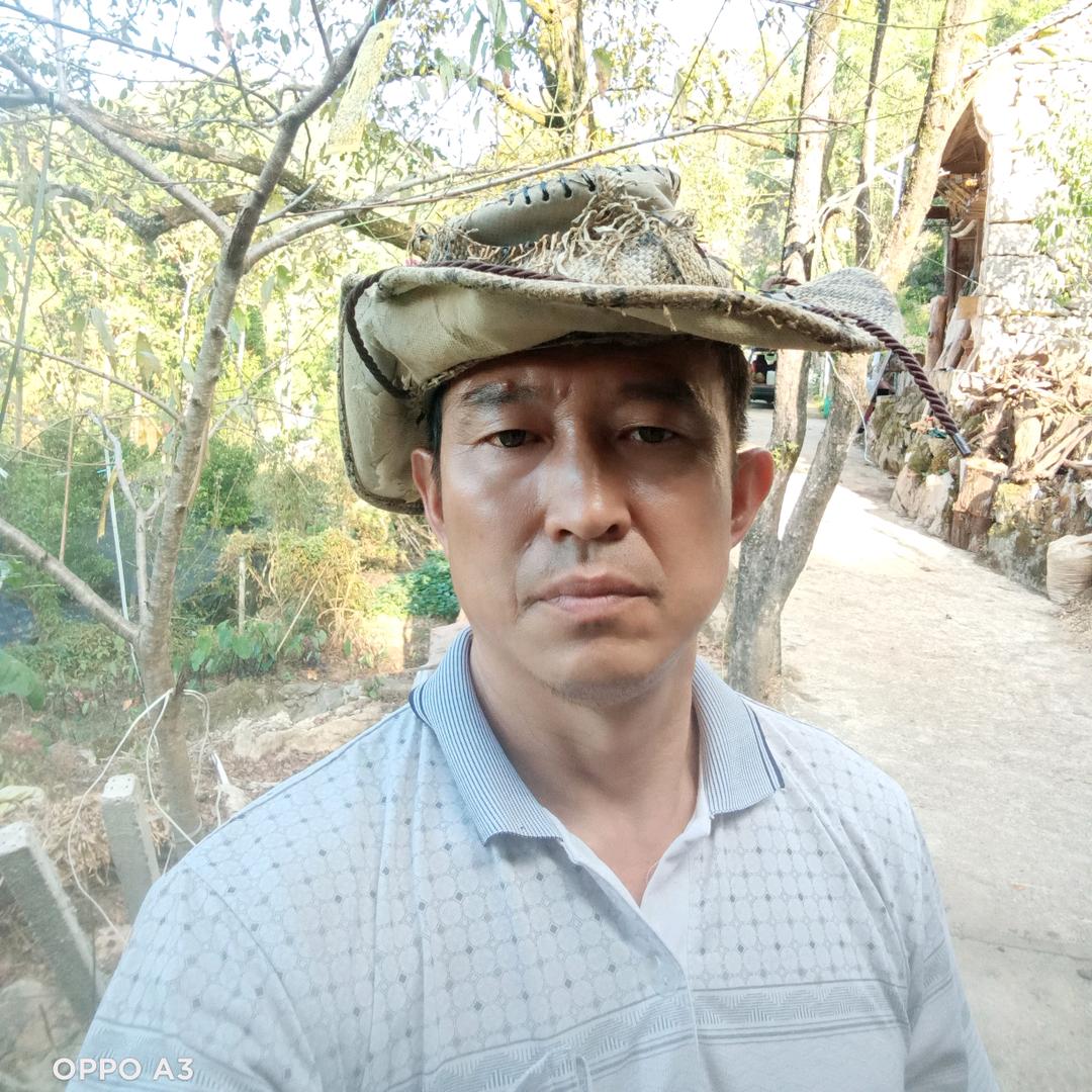 农村何大哥