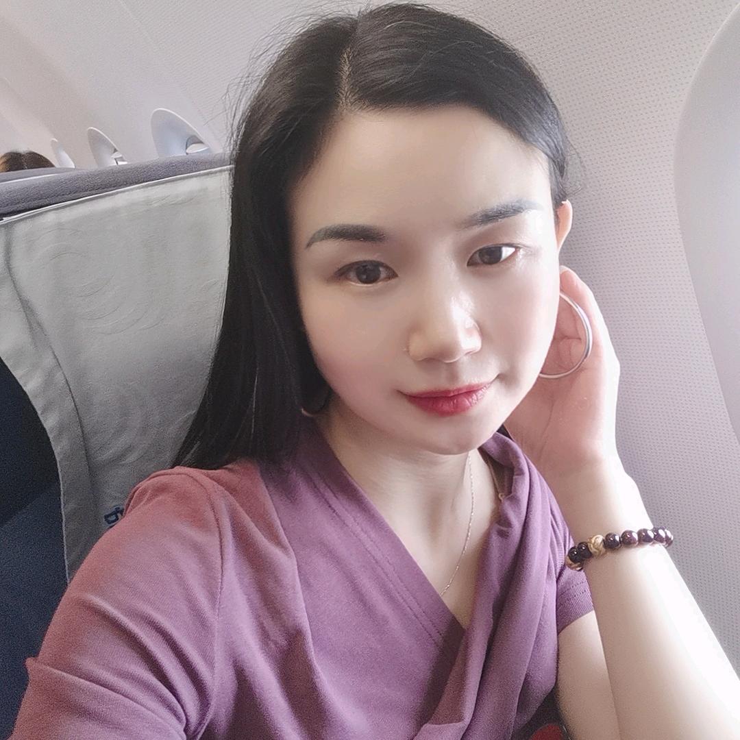 佧茜文女装保康店