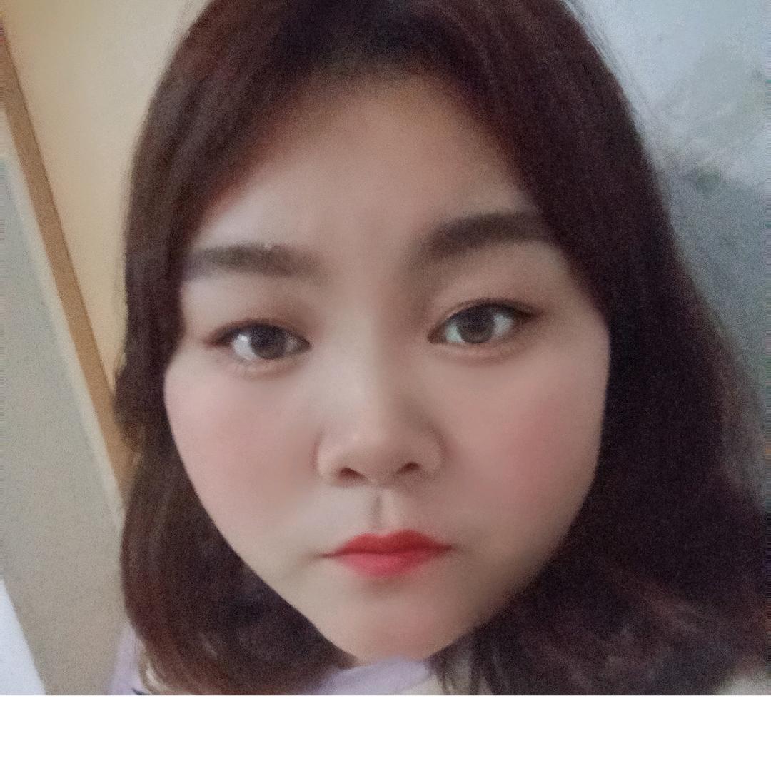 樱花树下、那纯美一笑