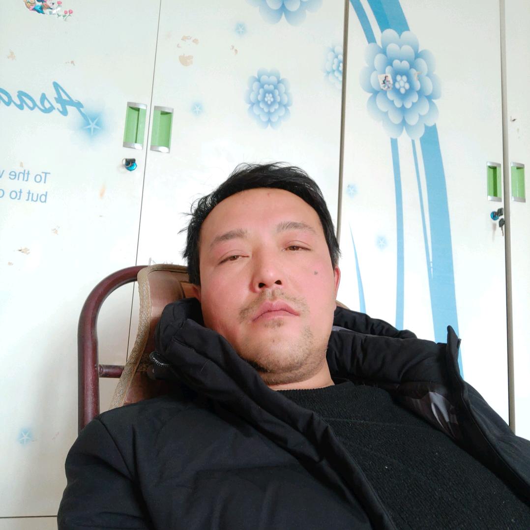 随车吊制作安装，董瑞