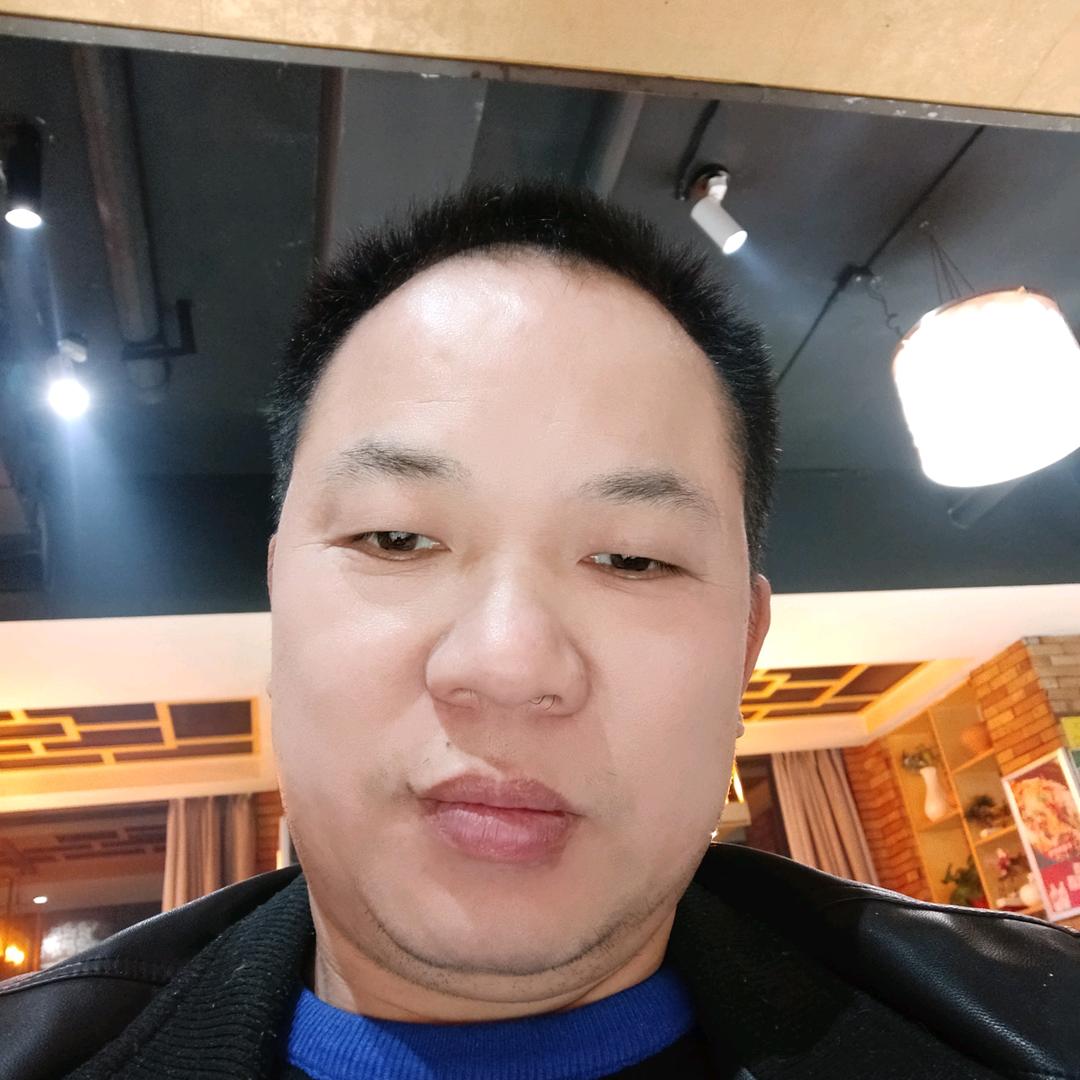 刘朋辉