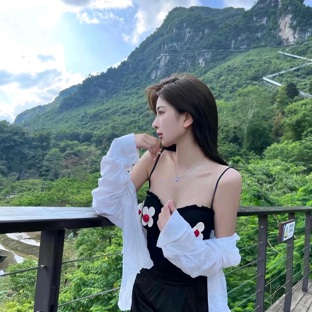 赵菇娘。