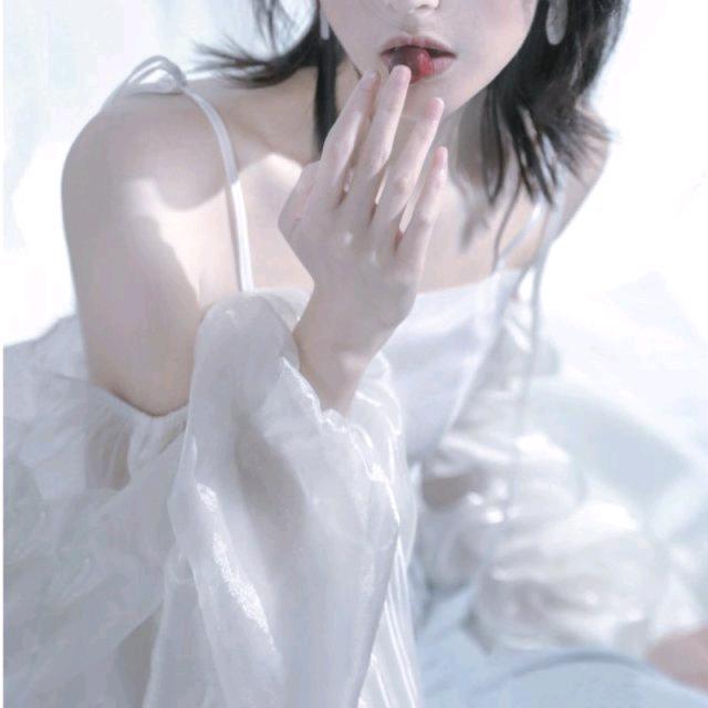白皙