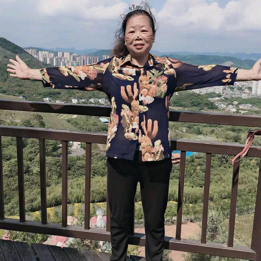 张定莲