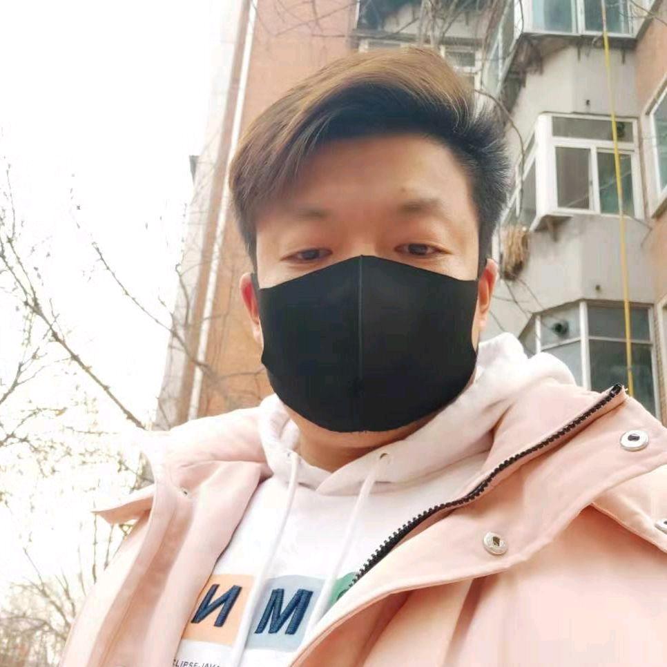 小A