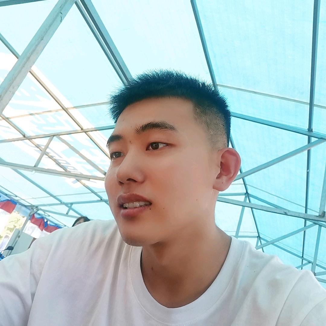 杨小旭