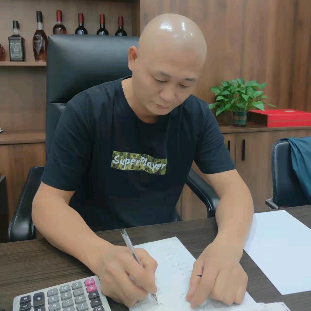 小溅哥