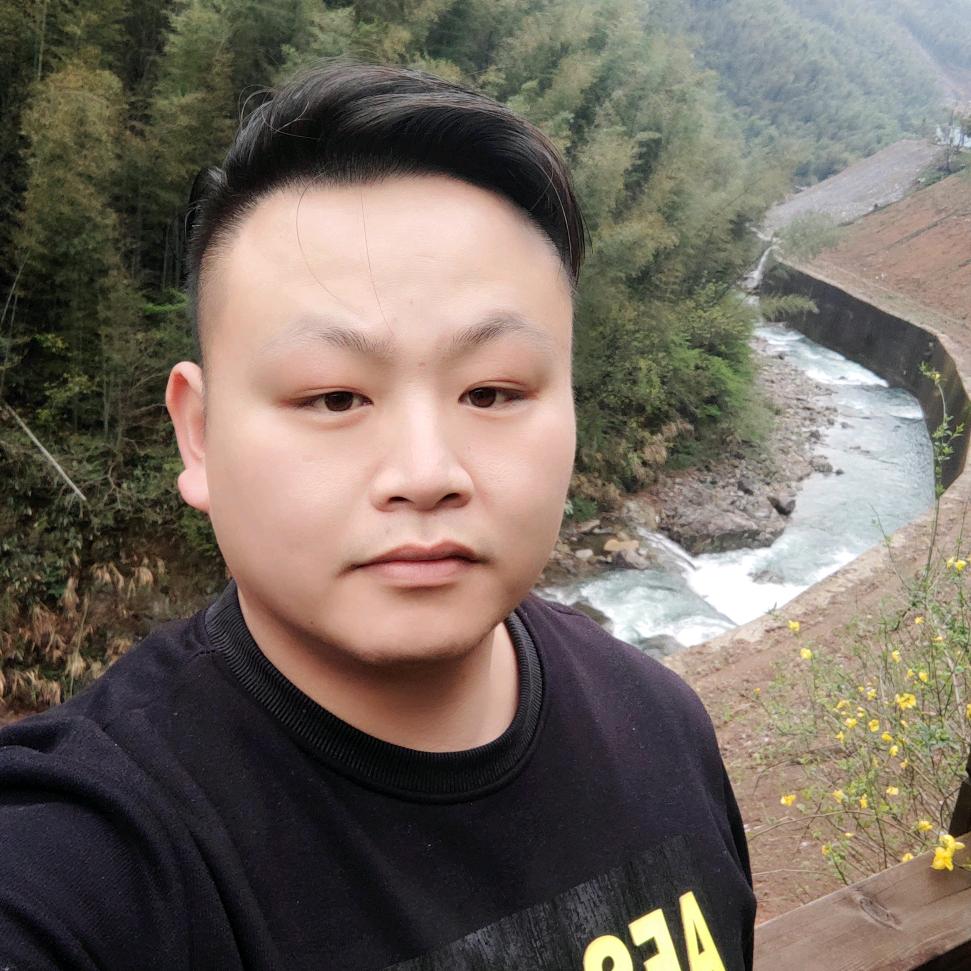 含笑半步癫