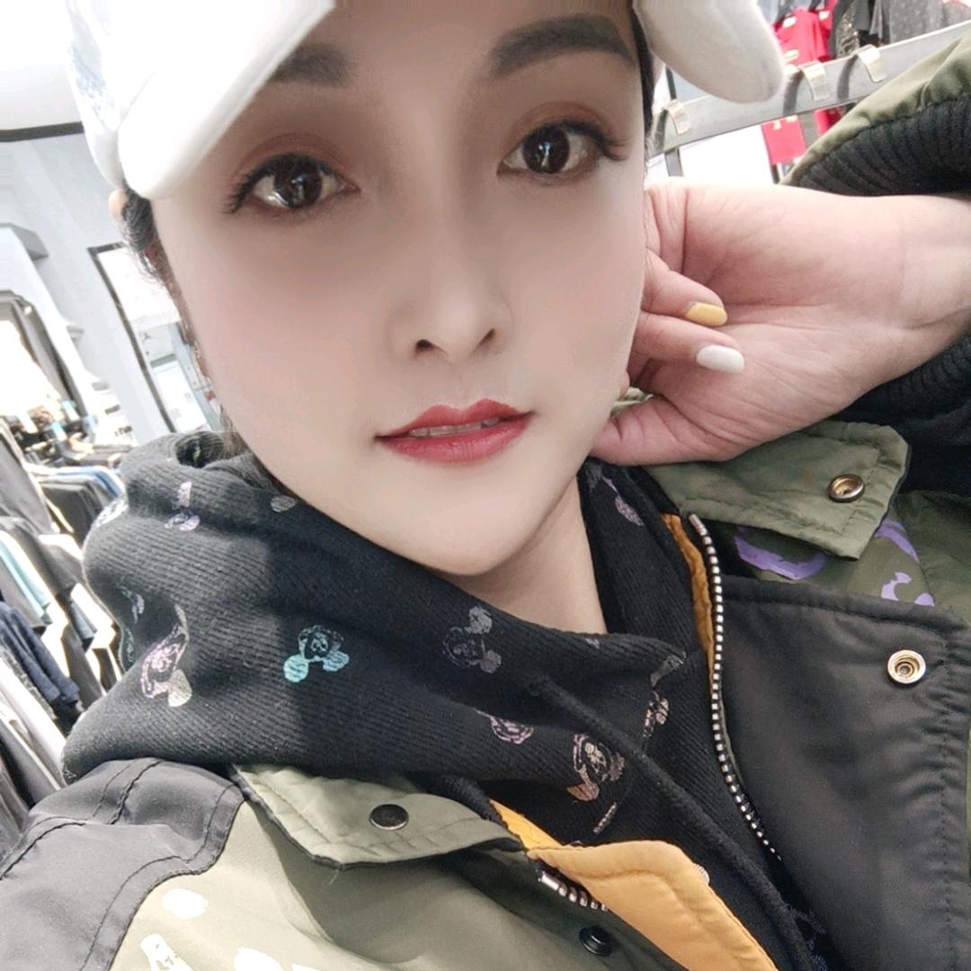 佳佳