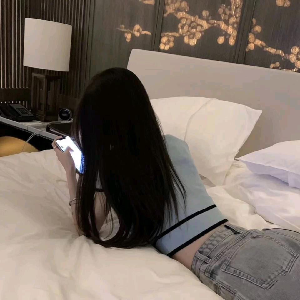 -不在