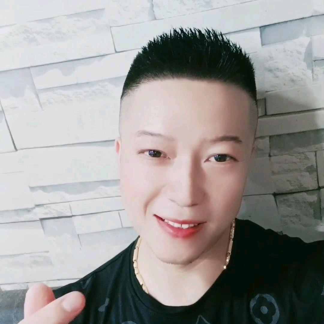 阿伦﹌