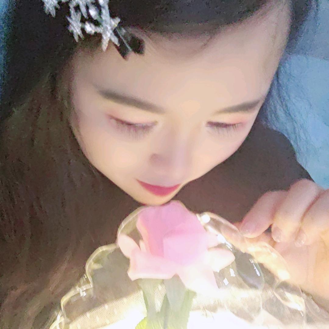 吃货，❤❤🥀এ᭄不必 ꦿ谁💔懂我ོ࿐