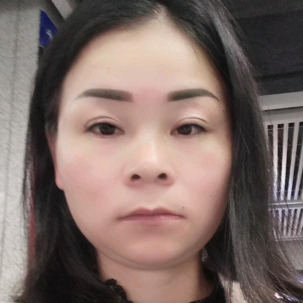 闵嘴笑