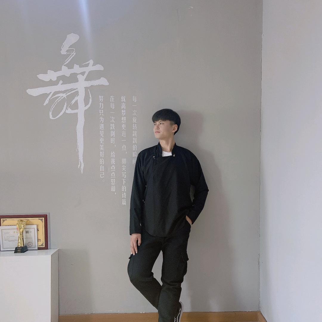 刘鑫锋🌪️