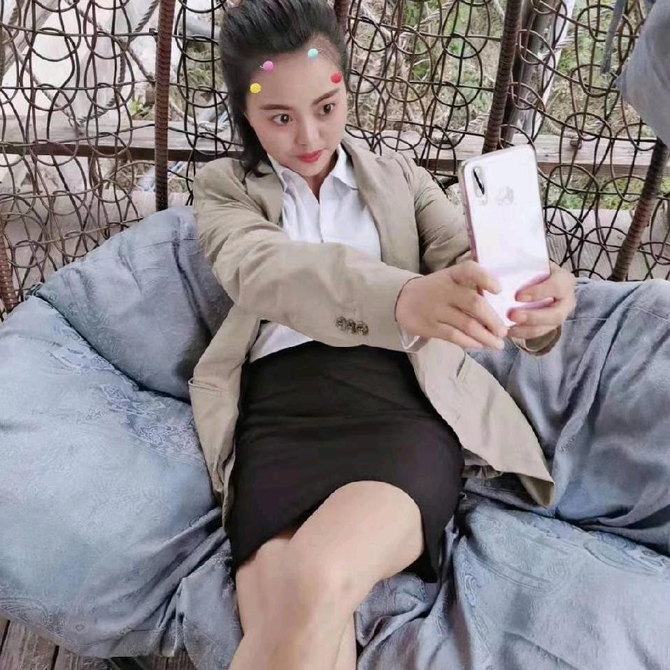 黑妹小九