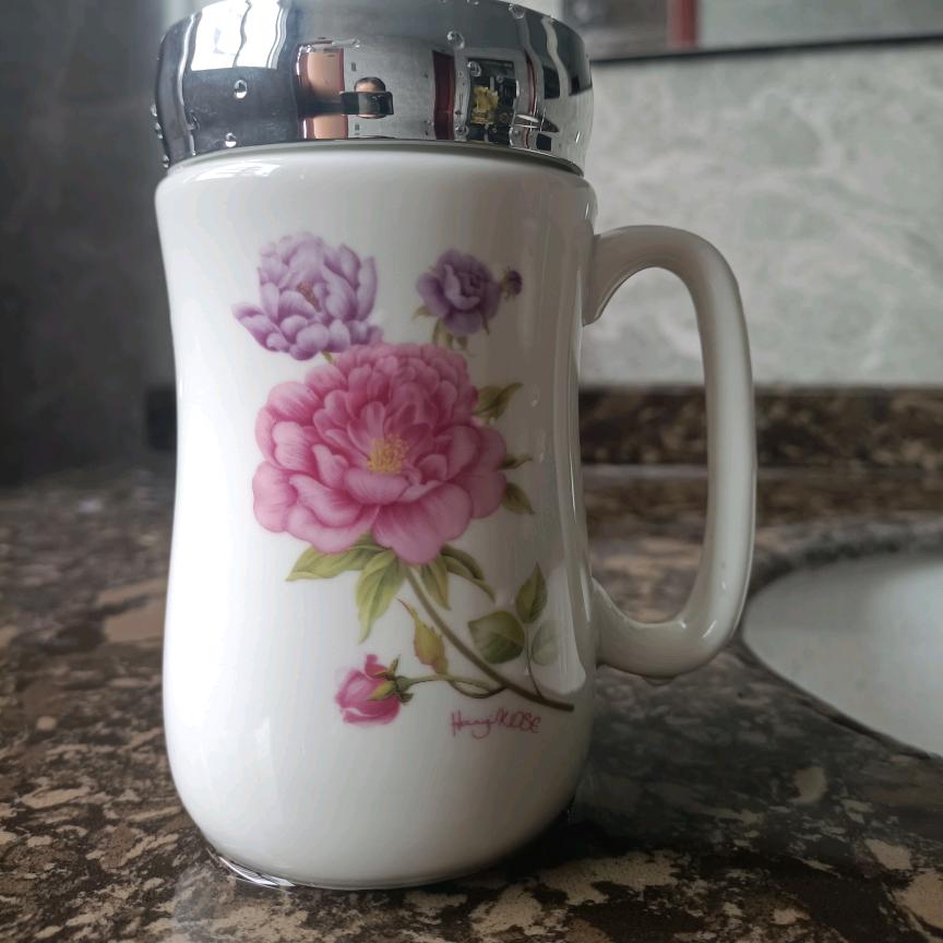 茶杯一响黄金万两
