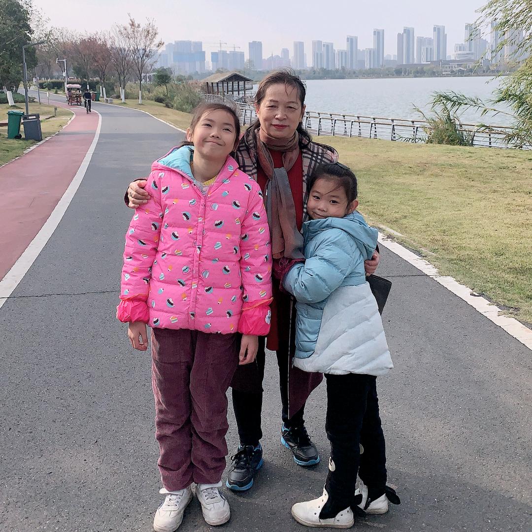 妙梅头像