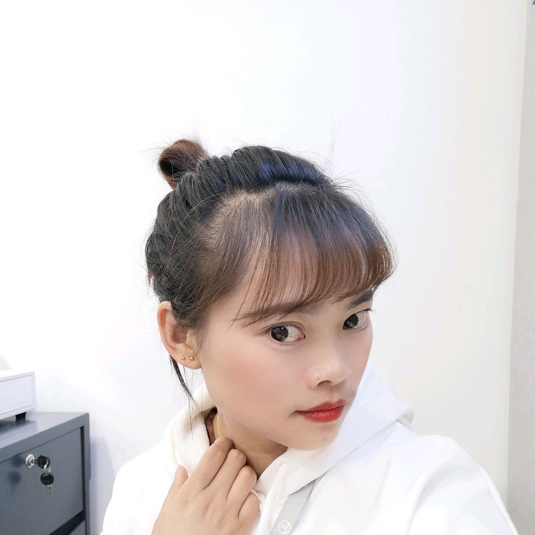 中乔体育～小刘